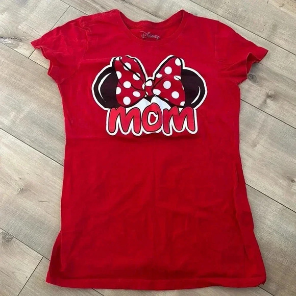 Disney Tops - 4/$25 Disney Minnie Mouse Red T-shirt “MOM” Sz M